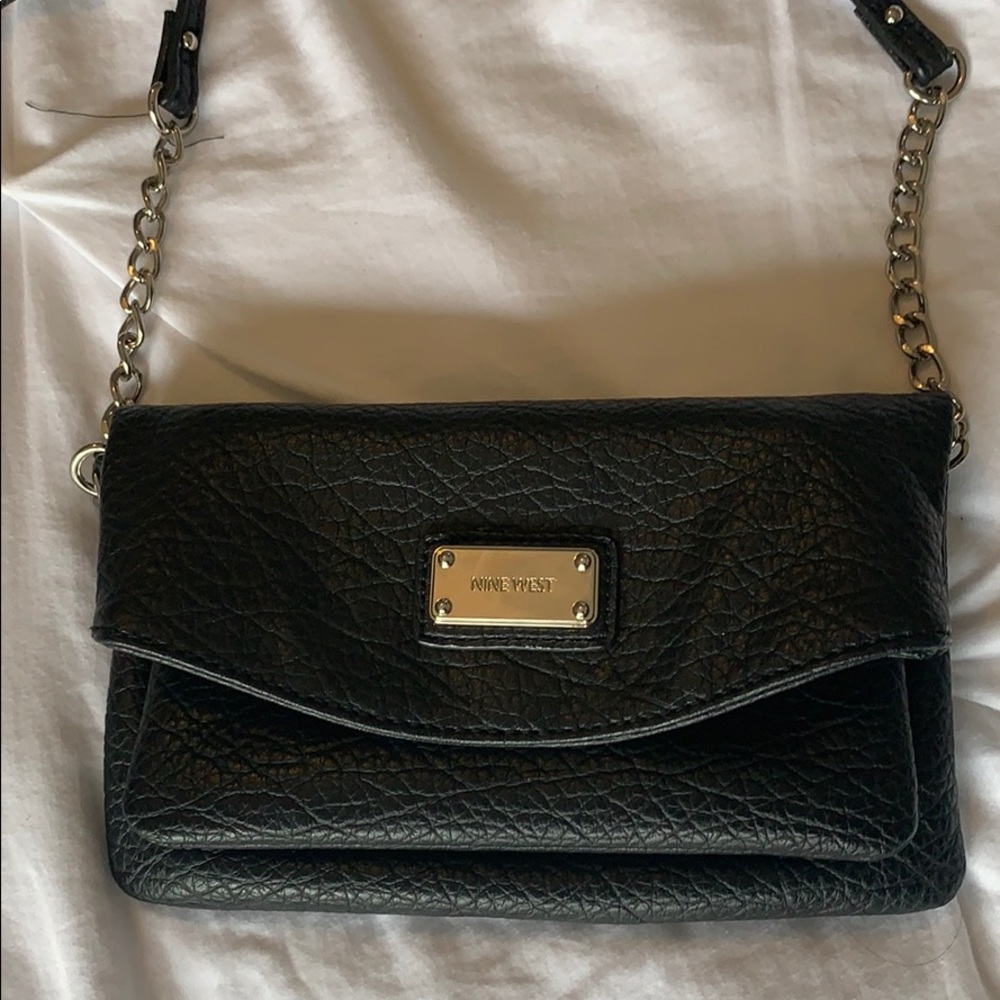 Black leather Nine West Purse